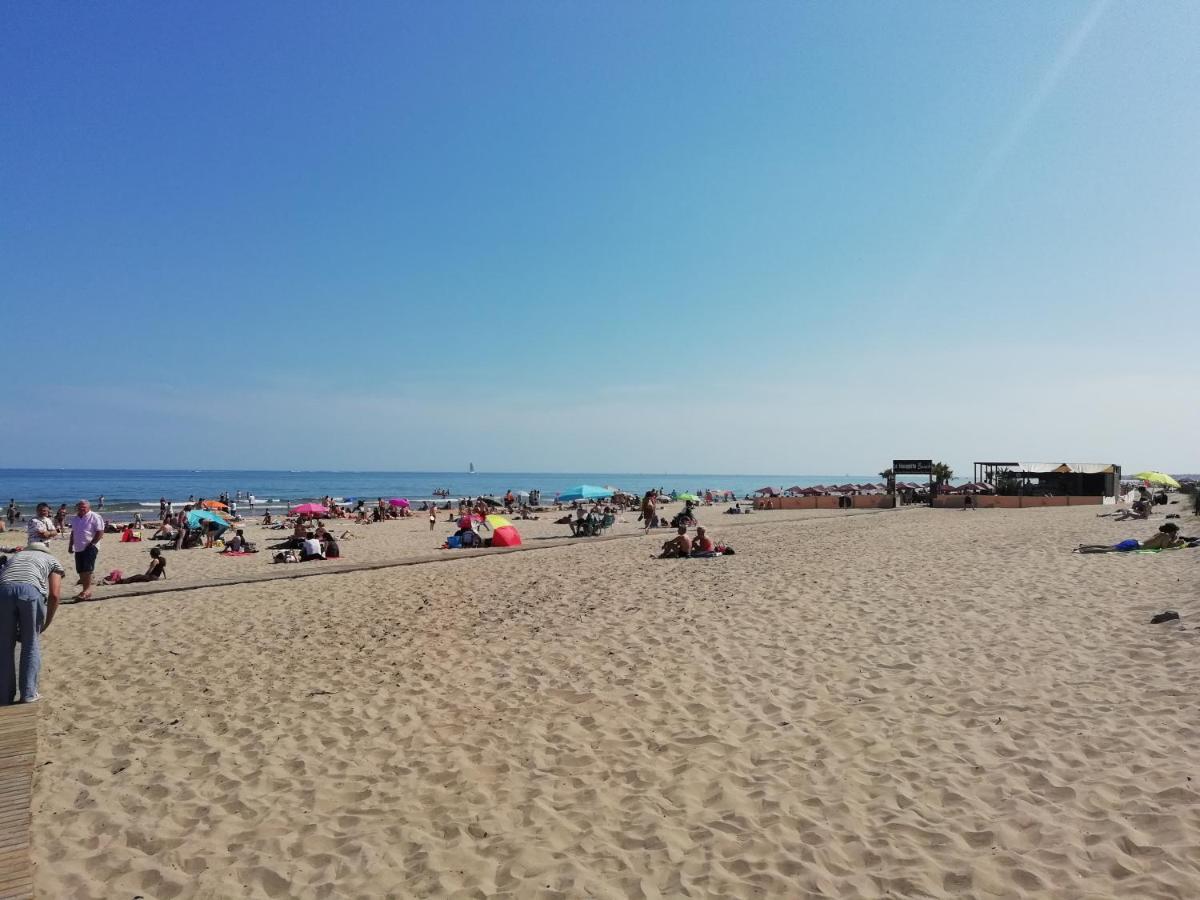Les Jasmins Panzió Marseillan Kültér fotó